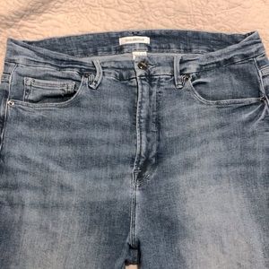 Good American Good Waist Jeans